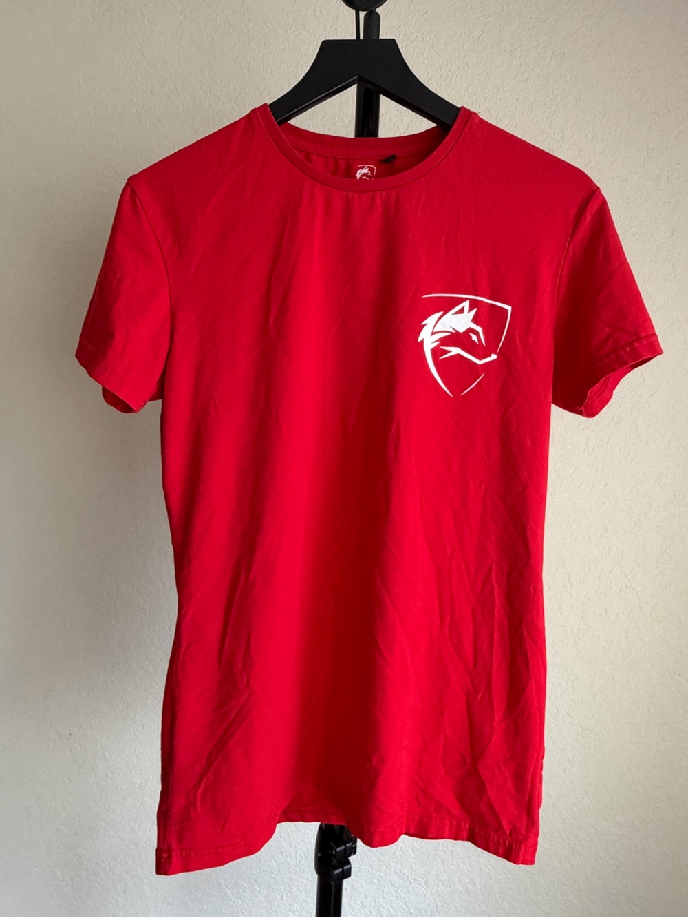 Alphalete Red Short Sleeve Crewneck with Wolf Logo